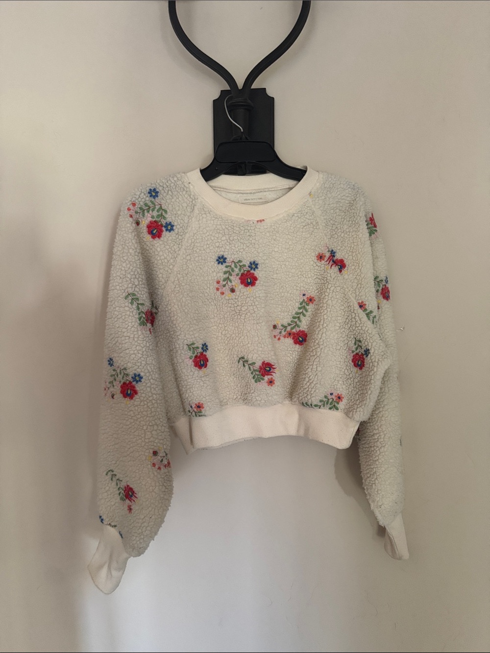 Urban Outfitters Cream Sherpa Floral Crop Crewneck